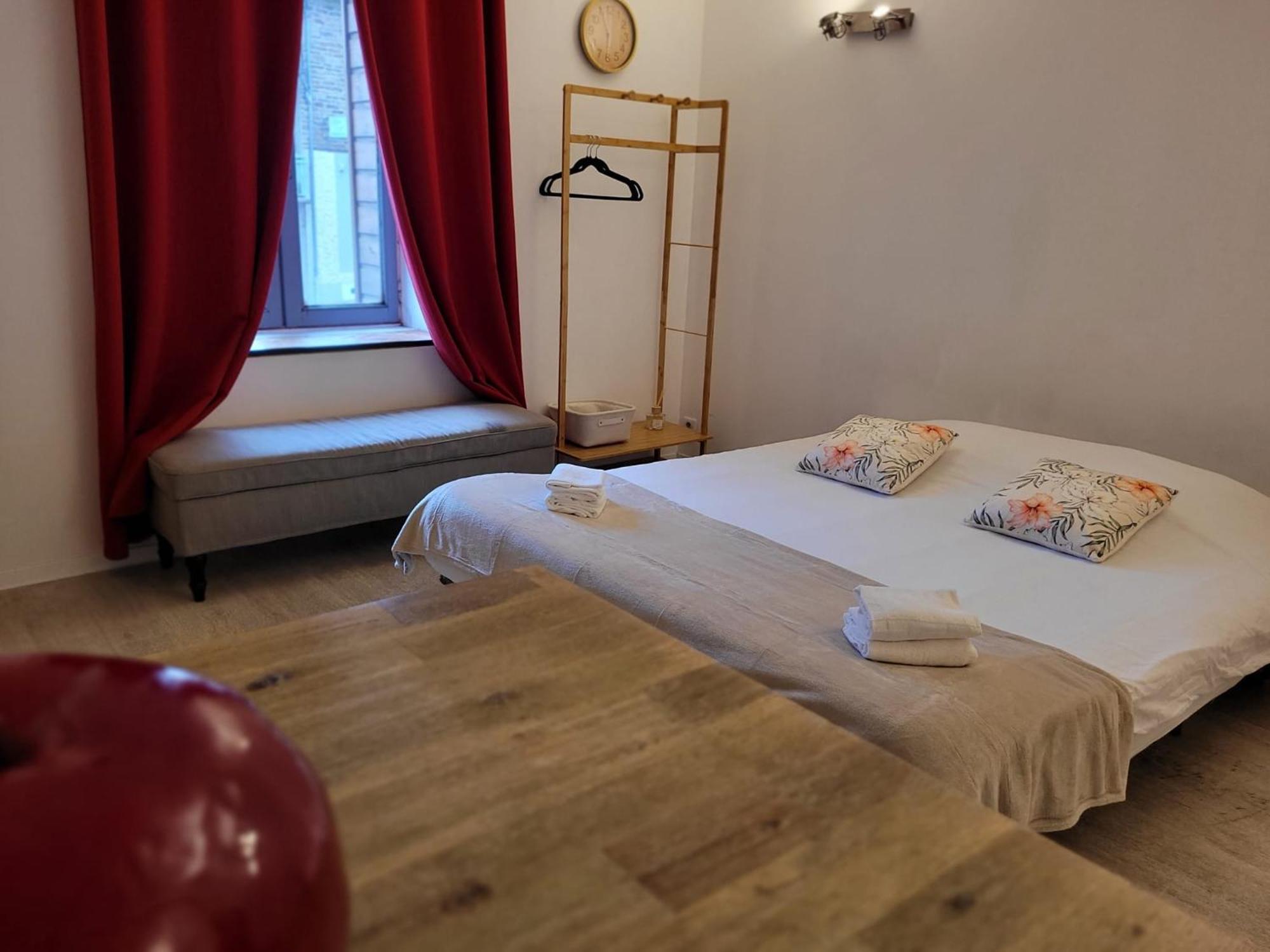 Residence Le 09 于宰尔希 外观 照片
