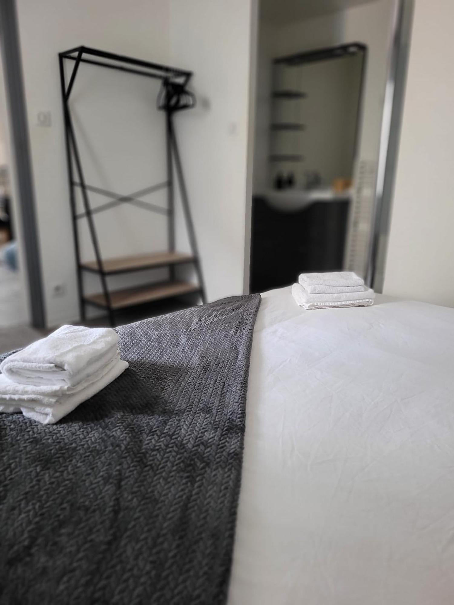 Residence Le 09 于宰尔希 外观 照片
